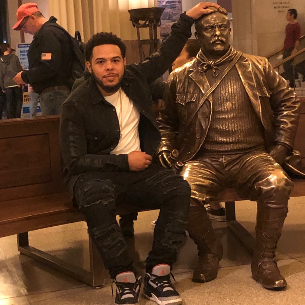 Meet your Posher, Mario